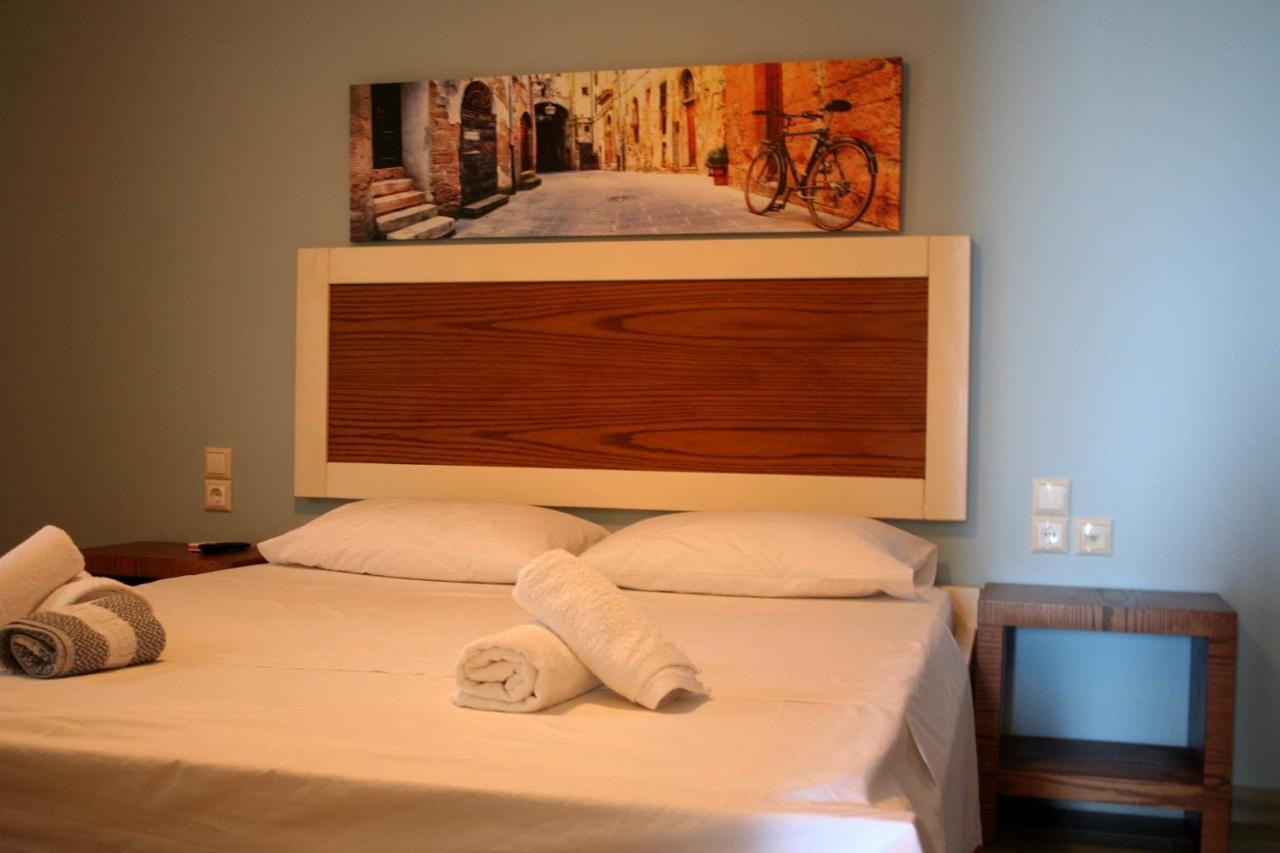 Spyridoula'S Guest House Himare Bagian luar foto