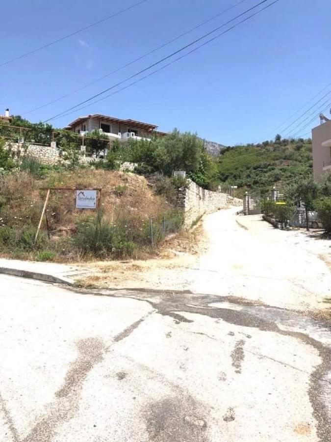 Spyridoula'S Guest House Himare Bagian luar foto