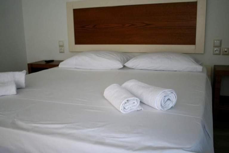 Spyridoula'S Guest House Himare Bagian luar foto