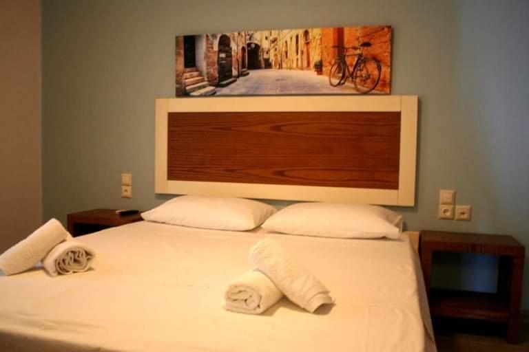 Spyridoula'S Guest House Himare Bagian luar foto
