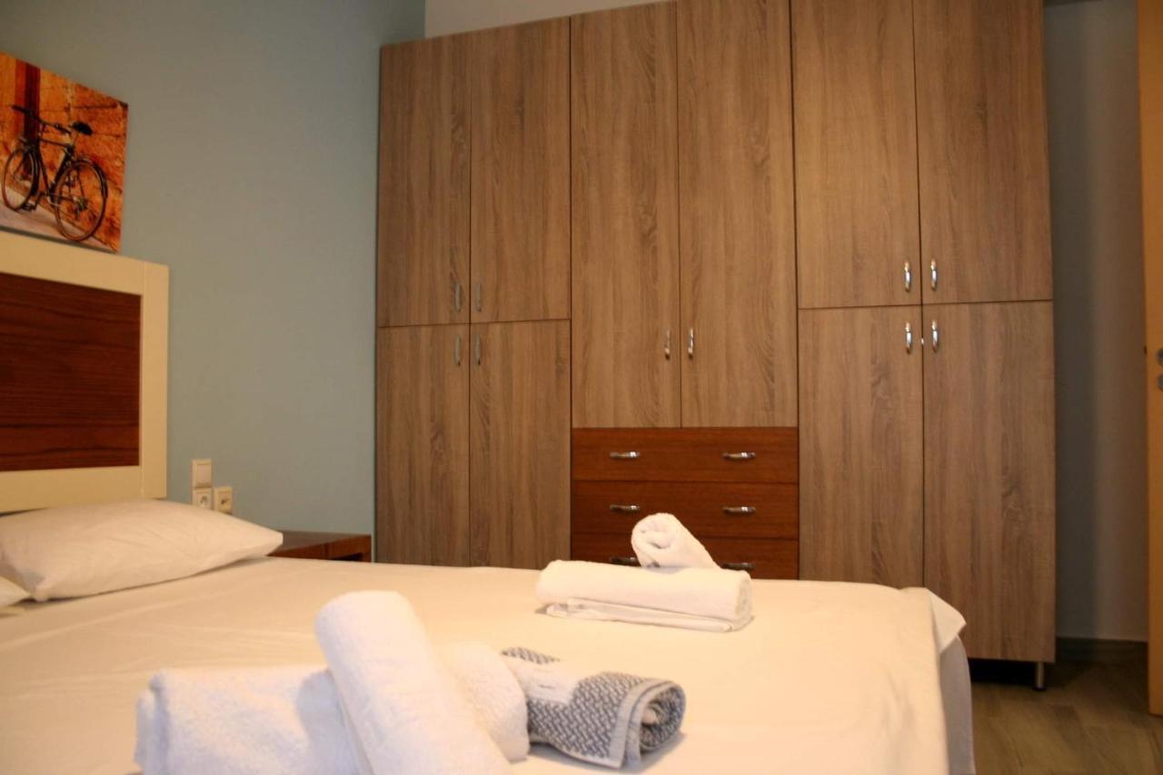 Spyridoula'S Guest House Himare Bagian luar foto