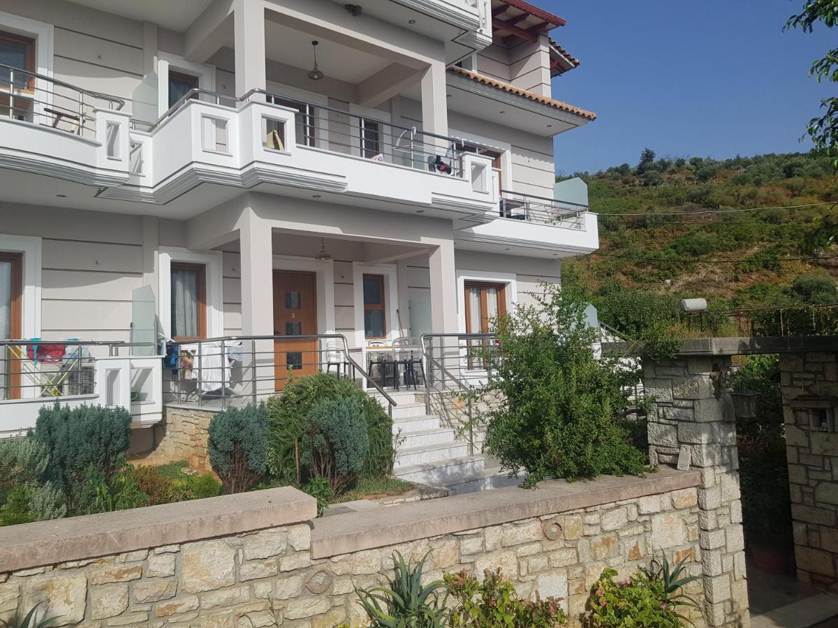 Spyridoula'S Guest House Himare Bagian luar foto