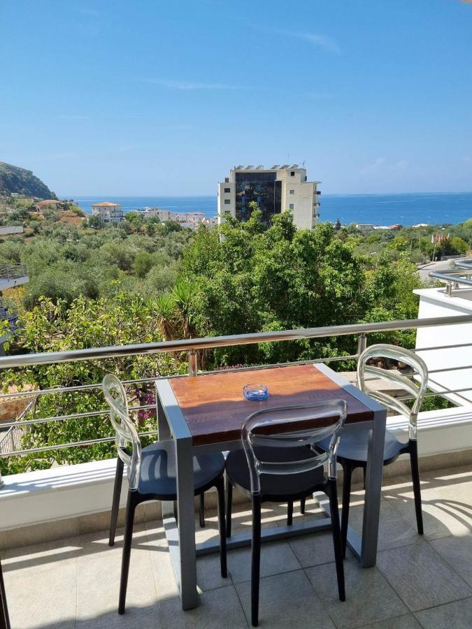 Spyridoula'S Guest House Himare Bagian luar foto